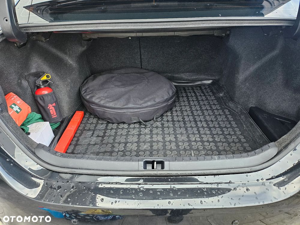 Toyota Corolla 1.6 Premium EU6 - 10