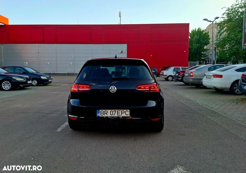 Volkswagen Golf 1.4 TSI BlueMotion Technology DSG Highline - 12