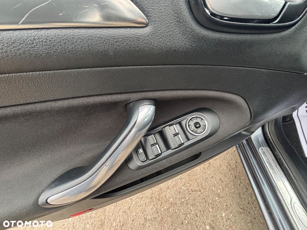 Ford Mondeo 2.0 TDCi Titanium S - 15