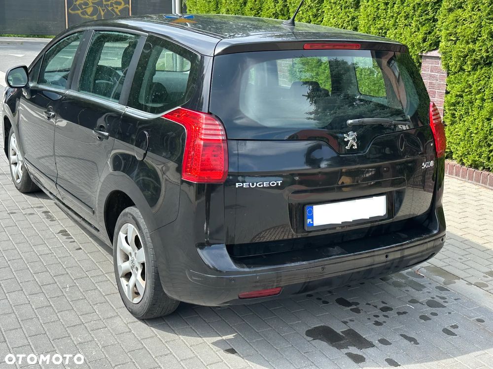 Peugeot 5008 - 4