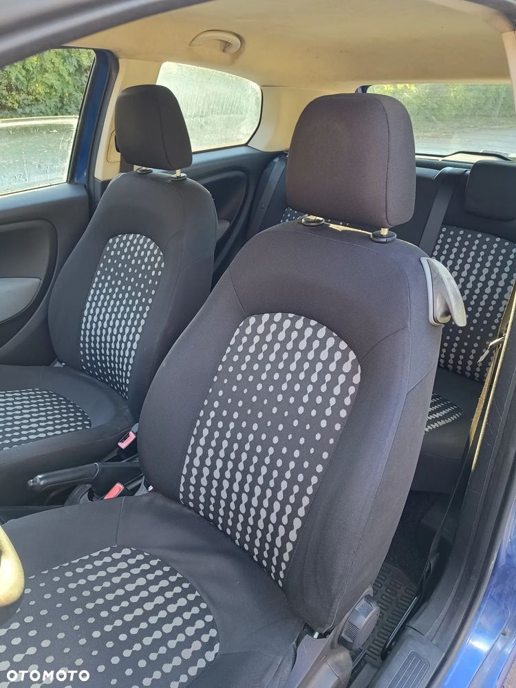 Fiat Grande Punto - 12