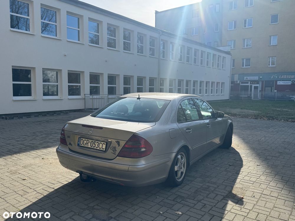 Mercedes-Benz Klasa E - 7