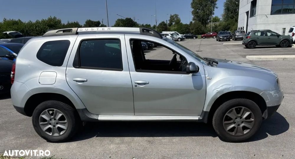 Dacia Duster dCi 110 FAP 4x2 Laureate - 4
