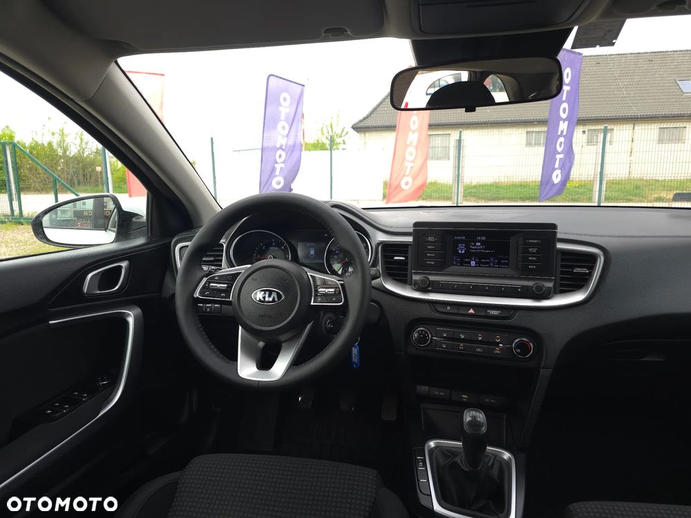 Kia Ceed 1.6 CRDi SCR L Business Line - 32