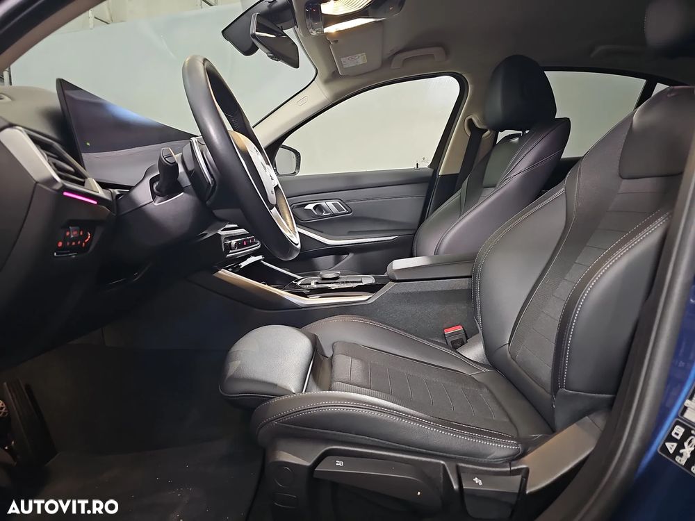 BMW Seria 3 330i xDrive AT - 25