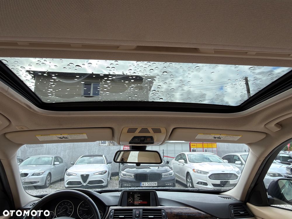 BMW Seria 3 320i - 14