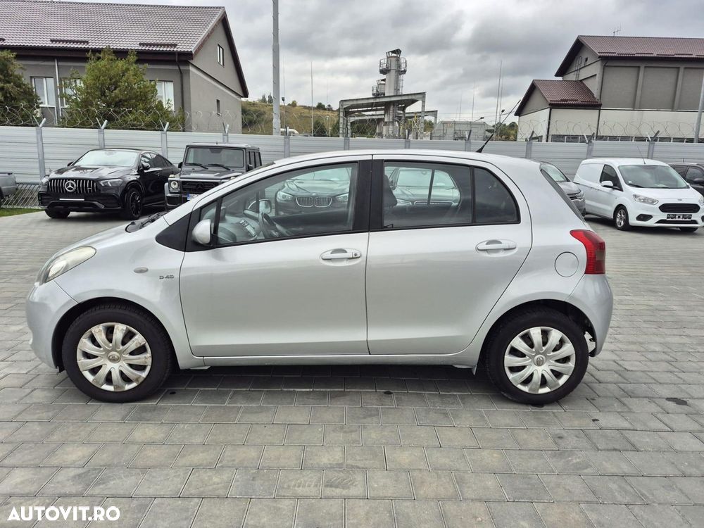 Toyota Yaris - 2