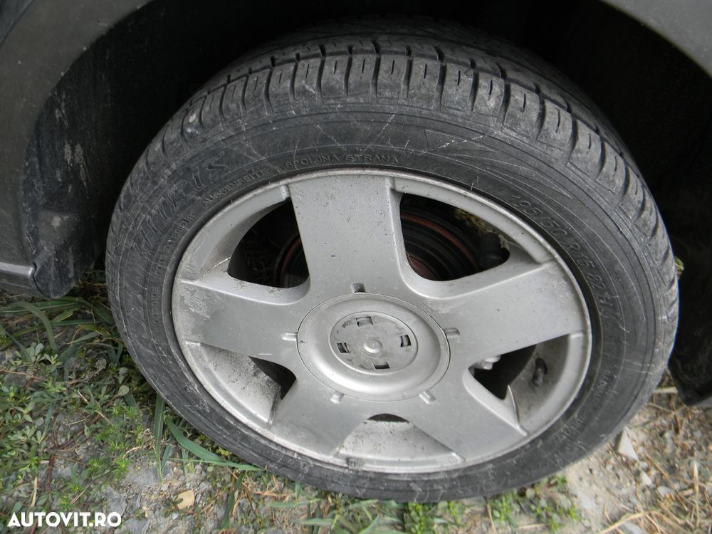 Dezmembrari  Seat IBIZA Mk 4 (6L)  2002  > 2009 1.9 TDI Motorina - 25