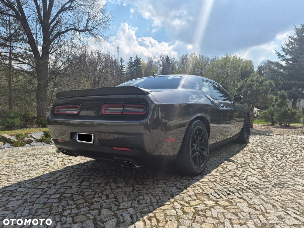 Dodge Challenger 5.7 R/T - 17