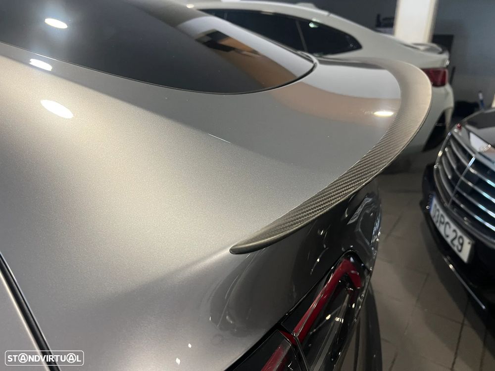 Tesla Model Y Performance Dual Motor AWD - 8