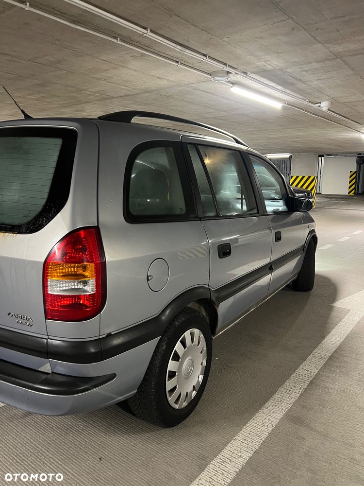 Opel Zafira - 7