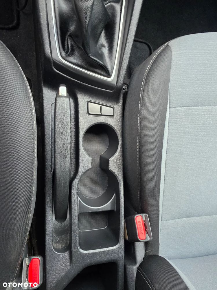 Hyundai i20 - 18