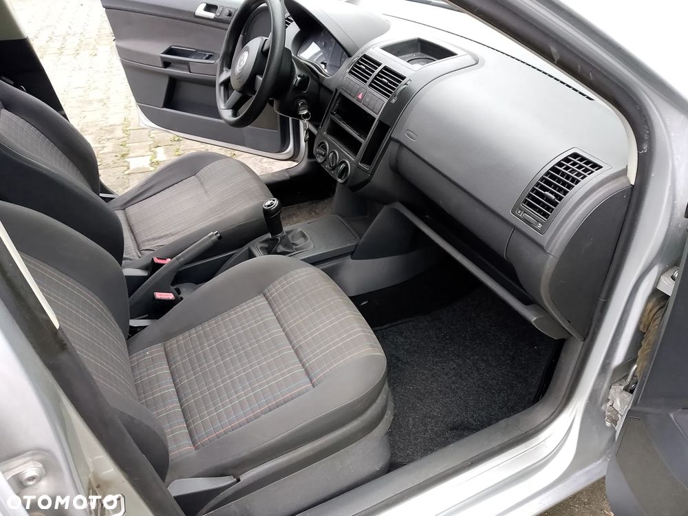 Volkswagen Polo 1.2 Comfortline - 5