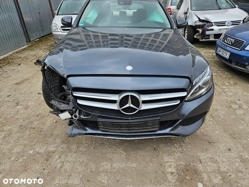Mercedes-Benz Klasa C 200 4-Matic 9G-TRONIC - 6