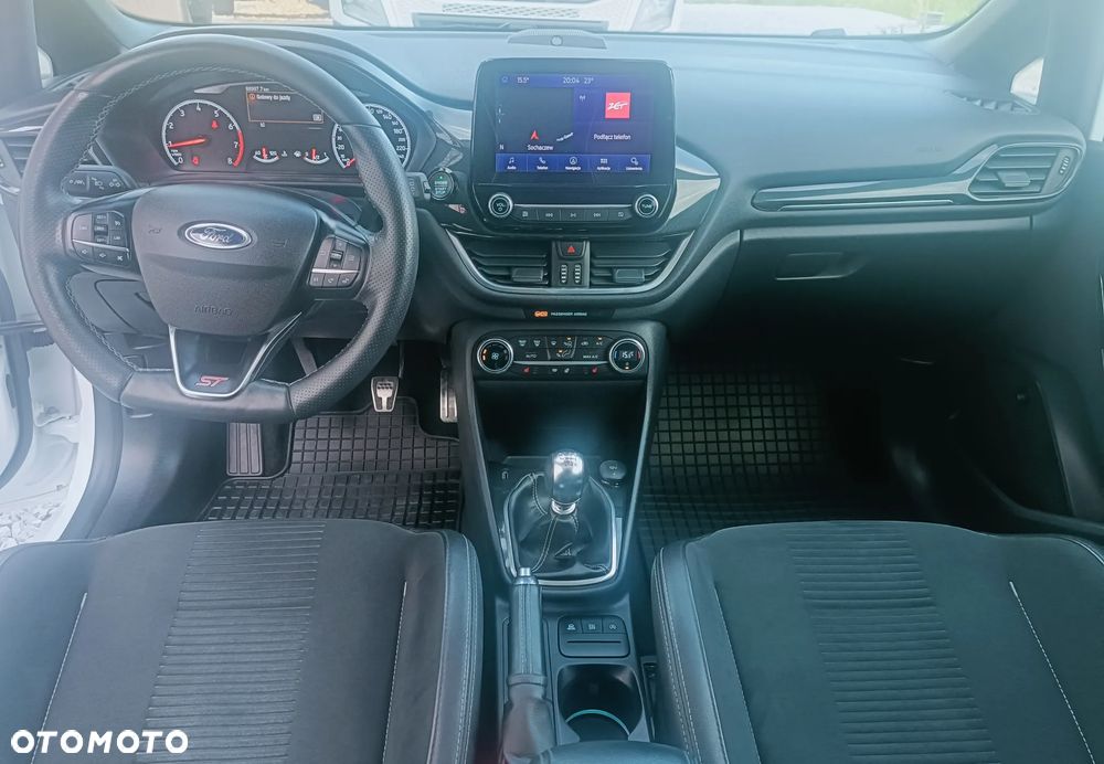 Ford Fiesta - 16