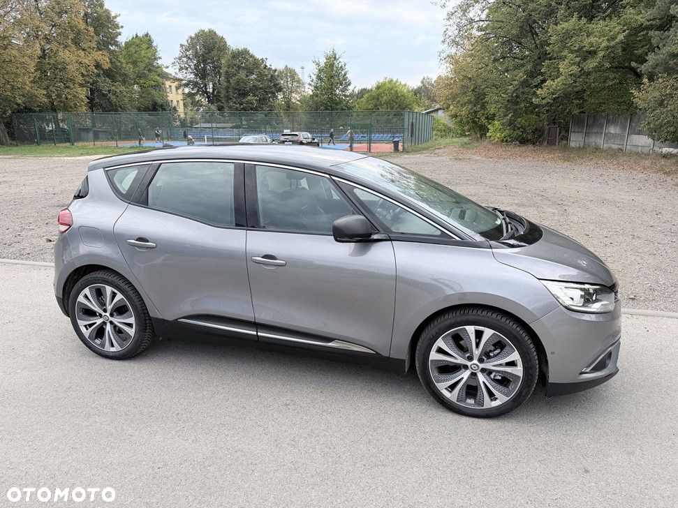 Renault Scenic - 8