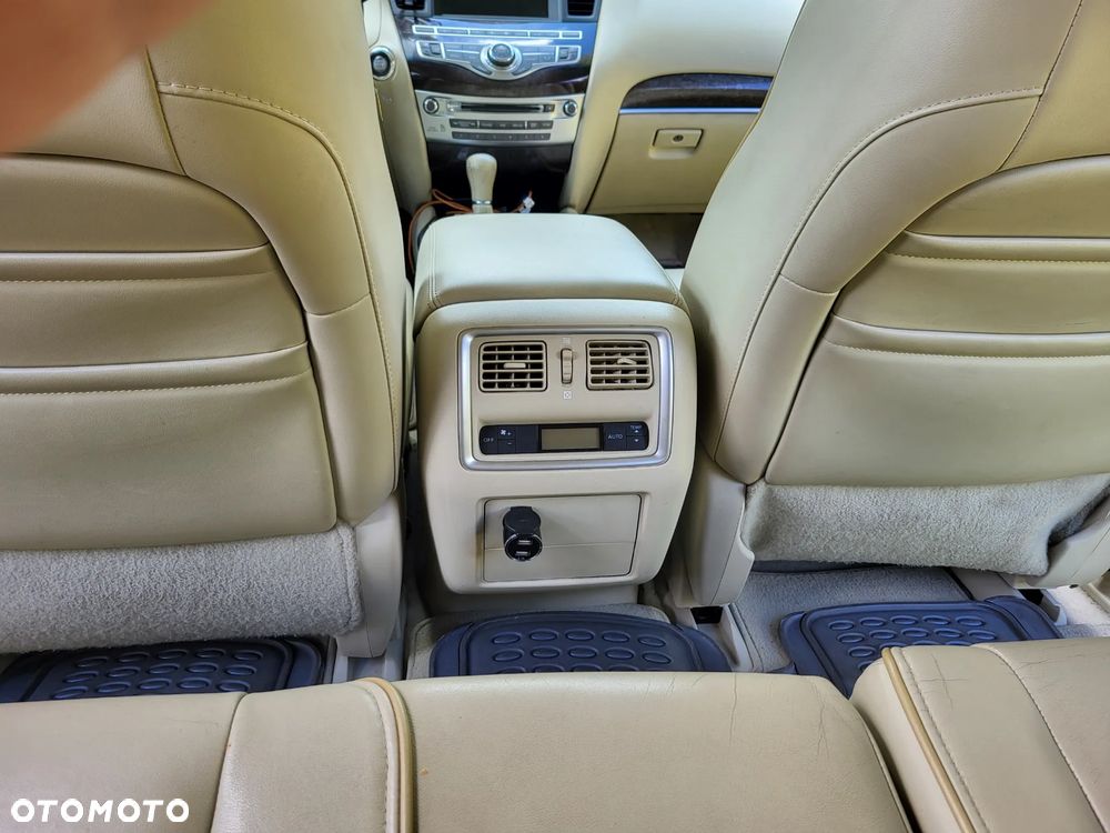 Infiniti QX60 - 12
