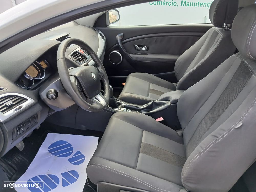 Renault Mégane Coupe 1.5 dCi Dynamique - 15