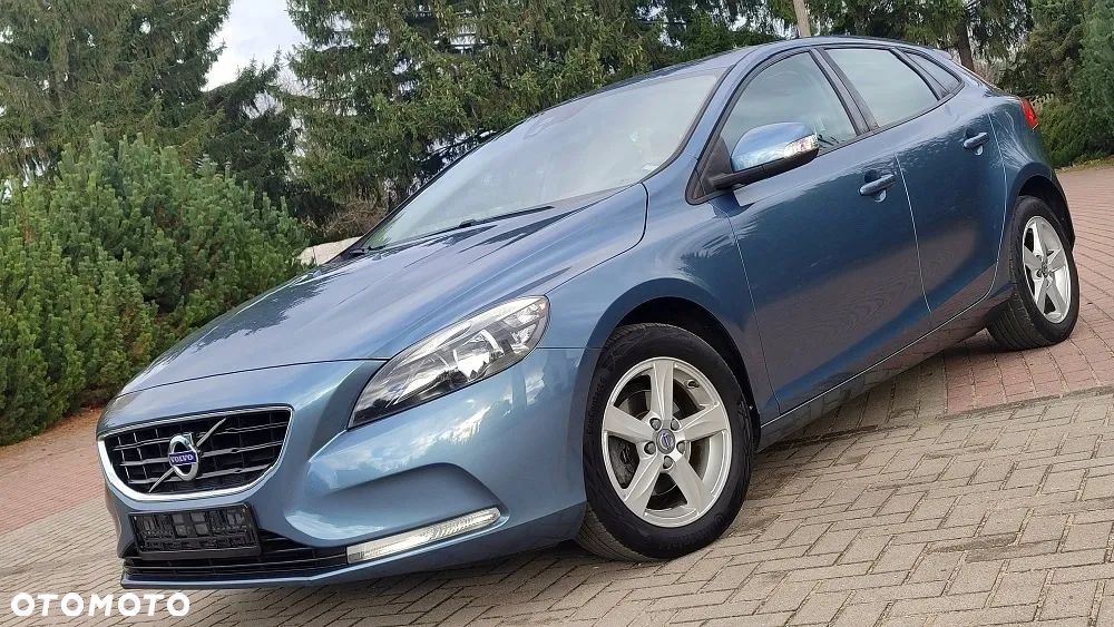 Volvo V40 D2 Momentum - 10