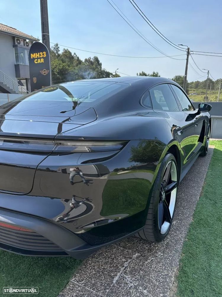 Porsche Taycan Standard - 15