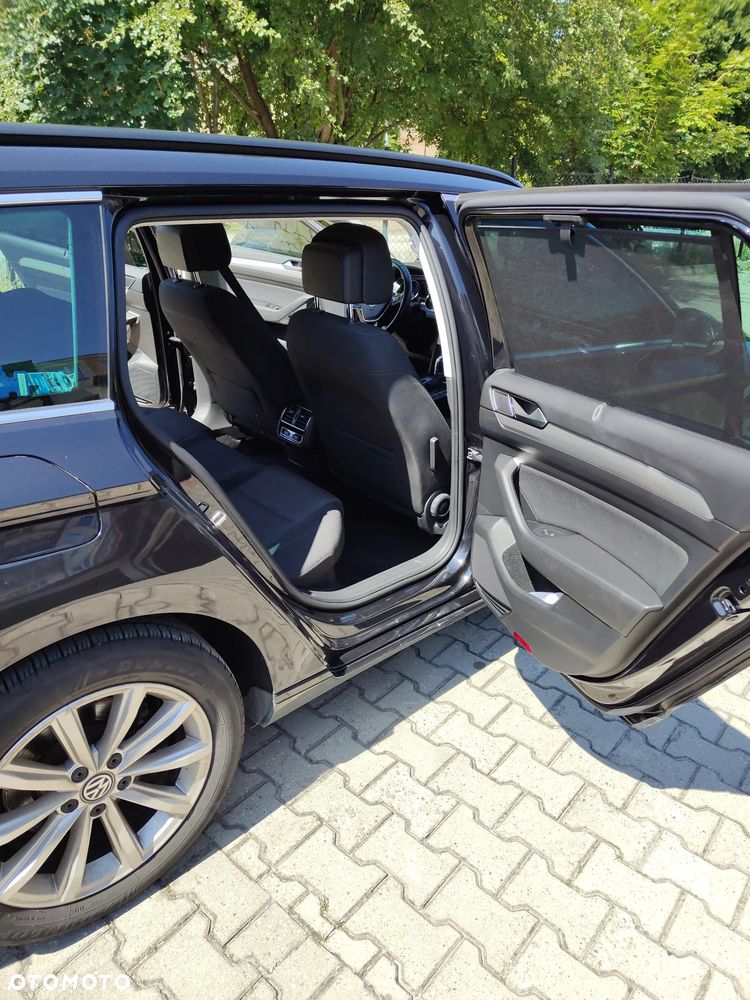 Volkswagen Passat 2.0 TDI SCR DSG Comfortline - 9