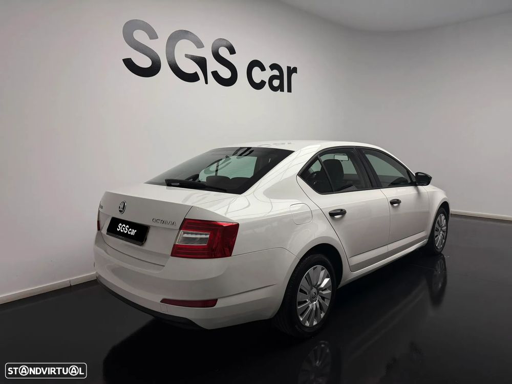 Skoda Octavia 1.6 TDI Active - 5