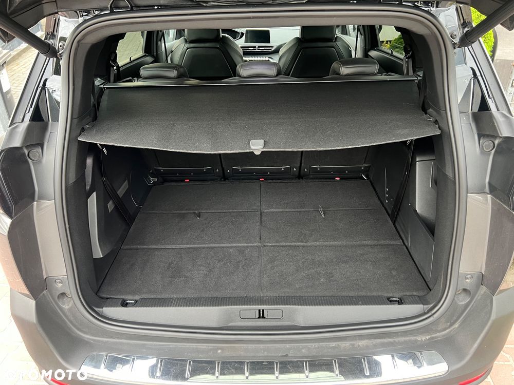 Peugeot 5008 BlueHDi 130 EAT8 GT - 12