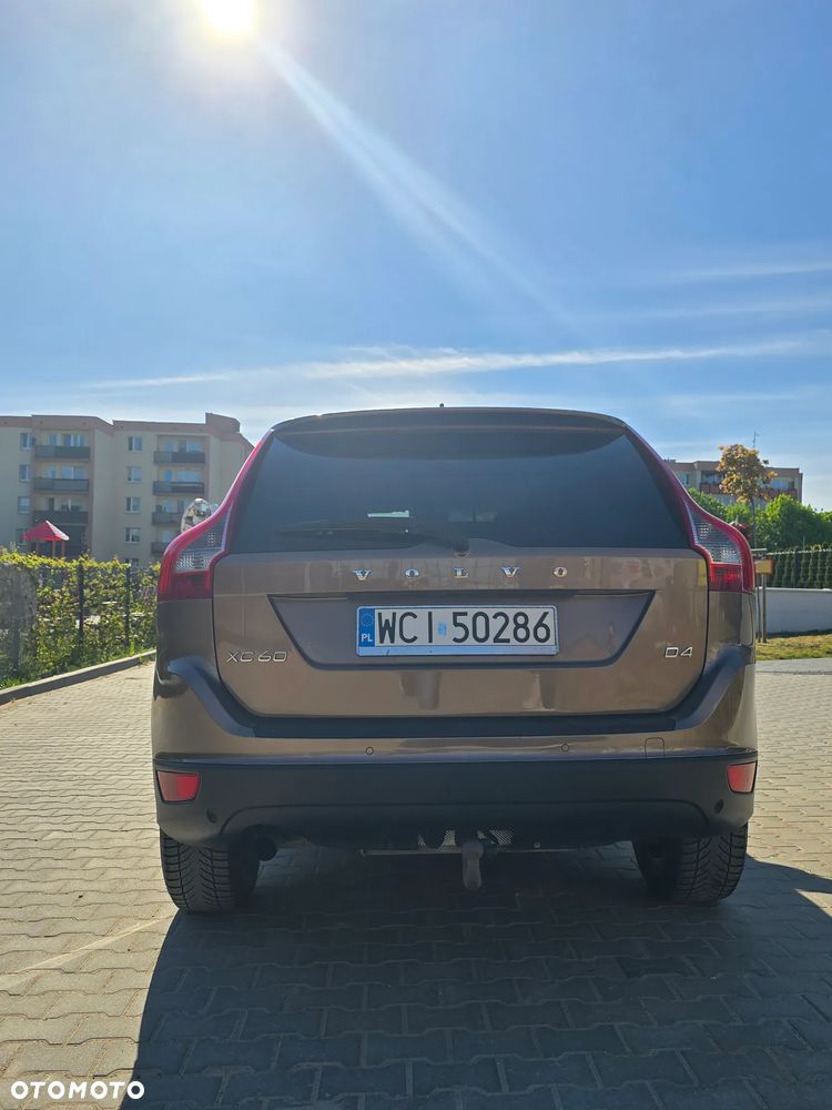 Volvo XC 60 D4 Summum - 3