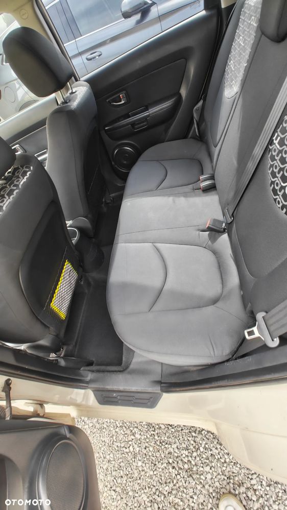Kia Soul 1.6 L EU5 - 5