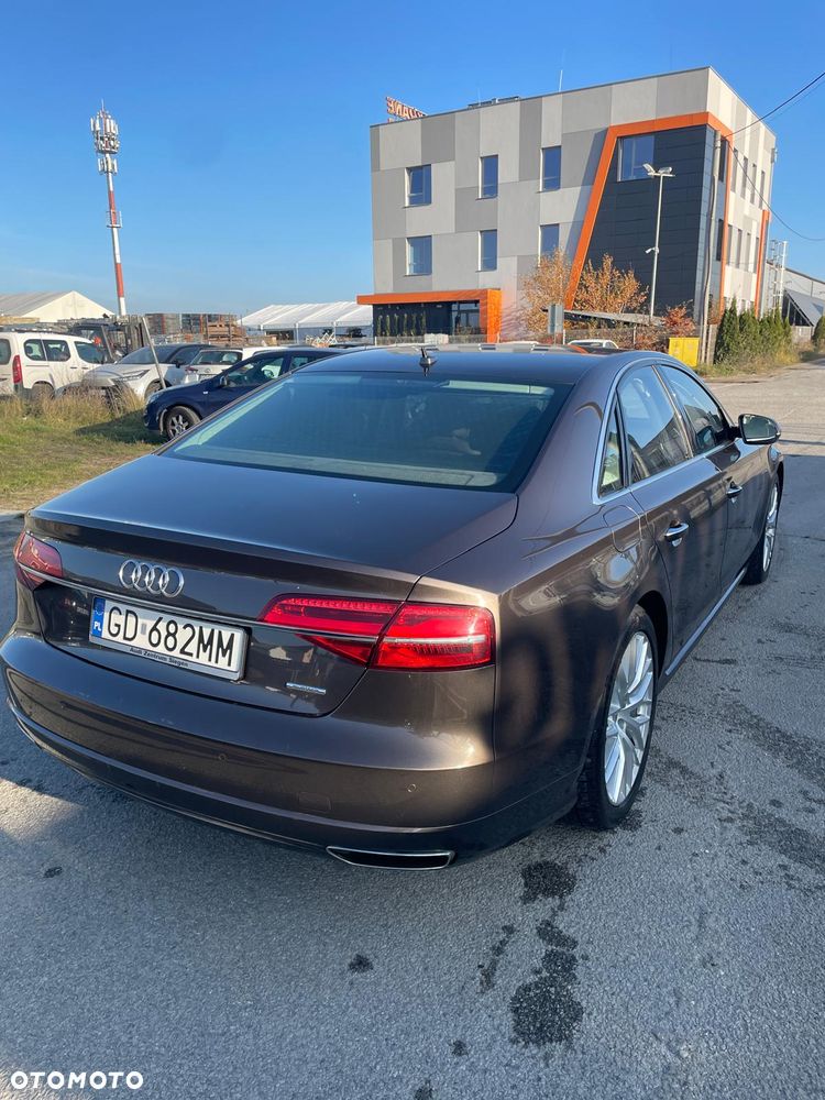 Audi A8 4.2 TDI DPF (clean diesel) quattro tiptronic - 5
