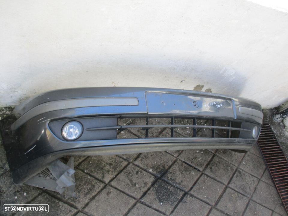 Para Choques frente Renault Laguna 2001 a 2005 com farois nevoeiro - 1