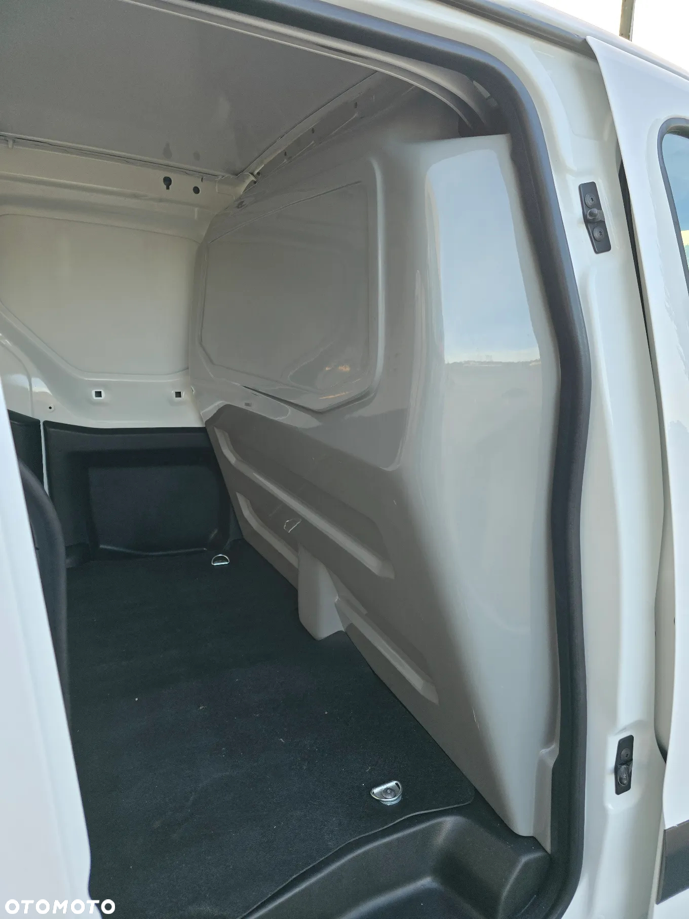 Peugeot PARTNER L1 1.6 HDI 90KM KLIMA LEKTRYKA SALON PL - 13