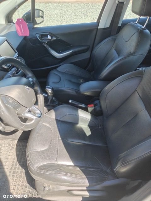 Peugeot 208 1.6 VTi Allure - 6