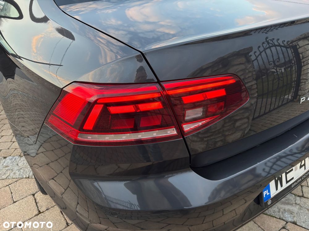 Volkswagen Passat 2.0 TSI Business DSG - 9