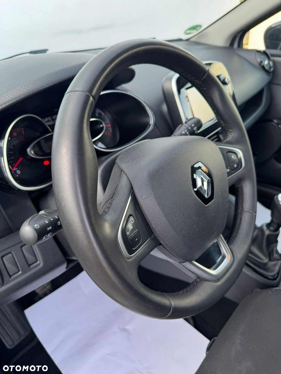 Renault Clio - 19