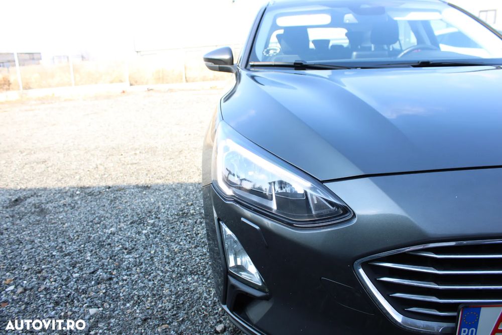 Ford Focus 1.5 EcoBlue Start-Stopp-System Aut. TITANIUM - 36