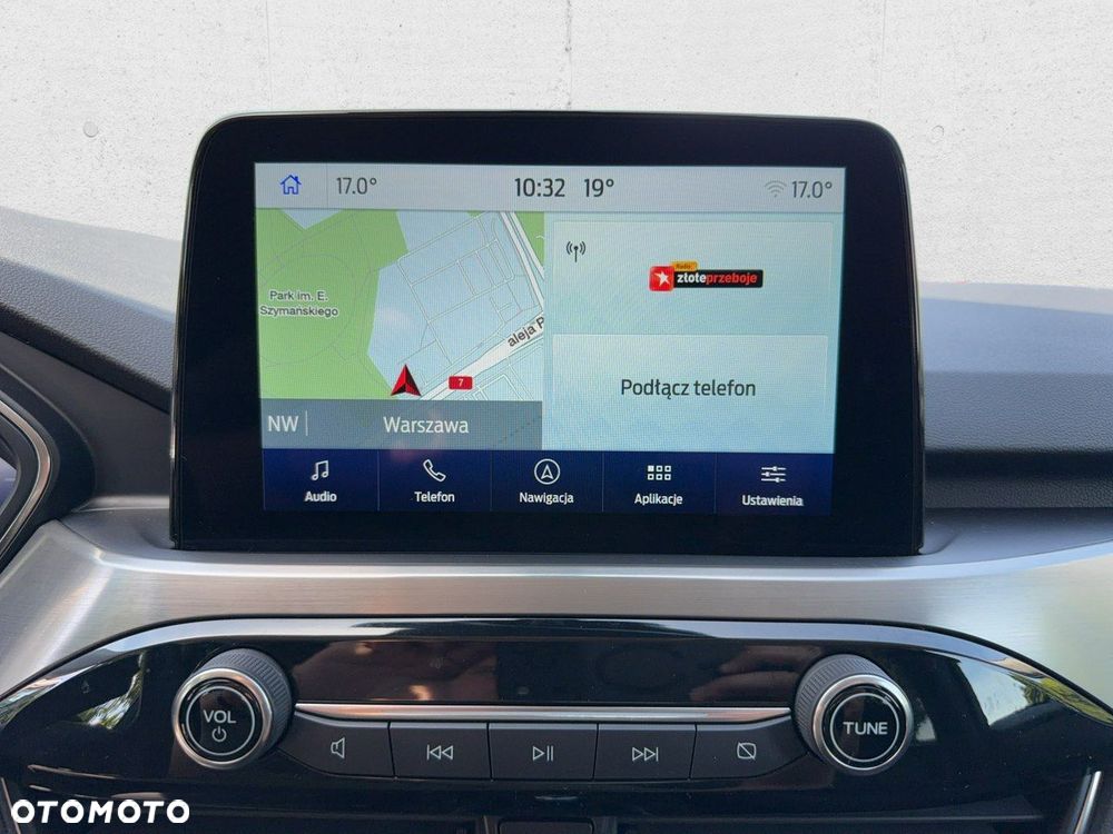 Ford Kuga - 21