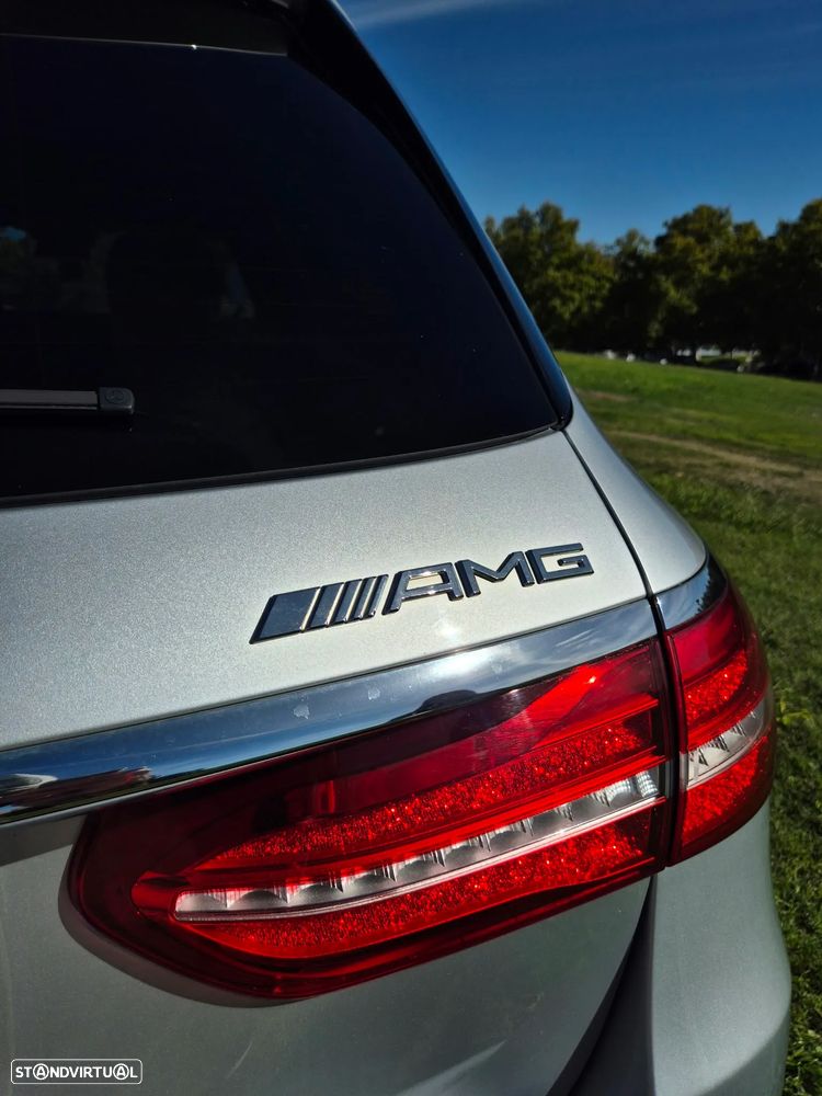Mercedes-Benz E 300 - 13