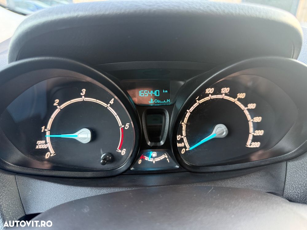 Ford TRANSIT-COURIER - 2