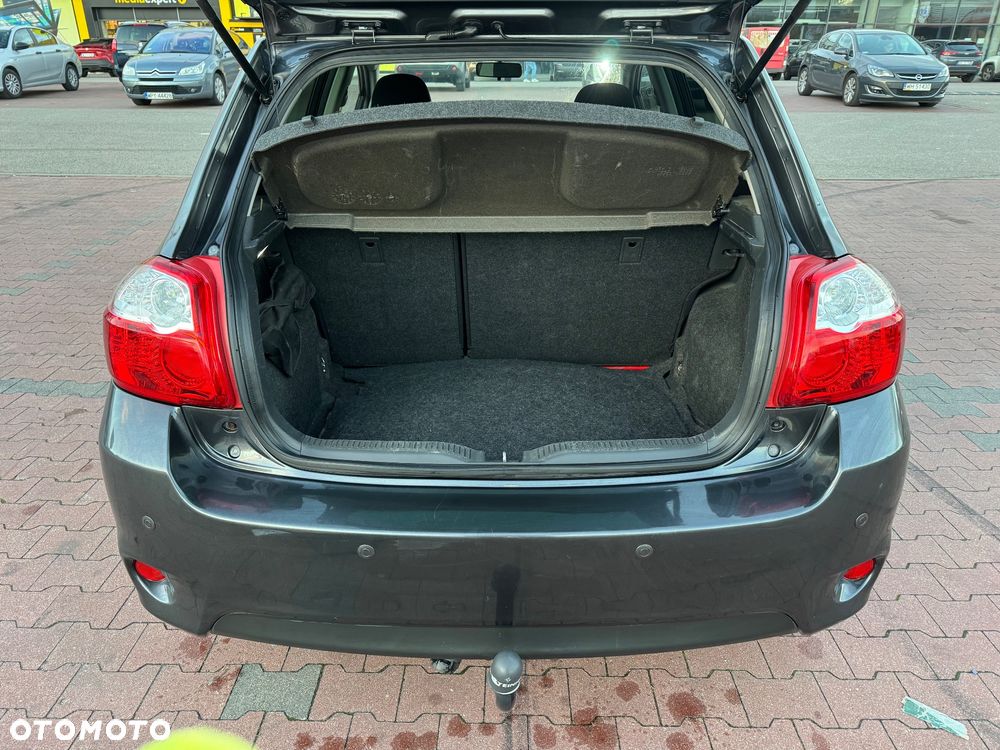 Toyota Auris 1.6 Sol - 5