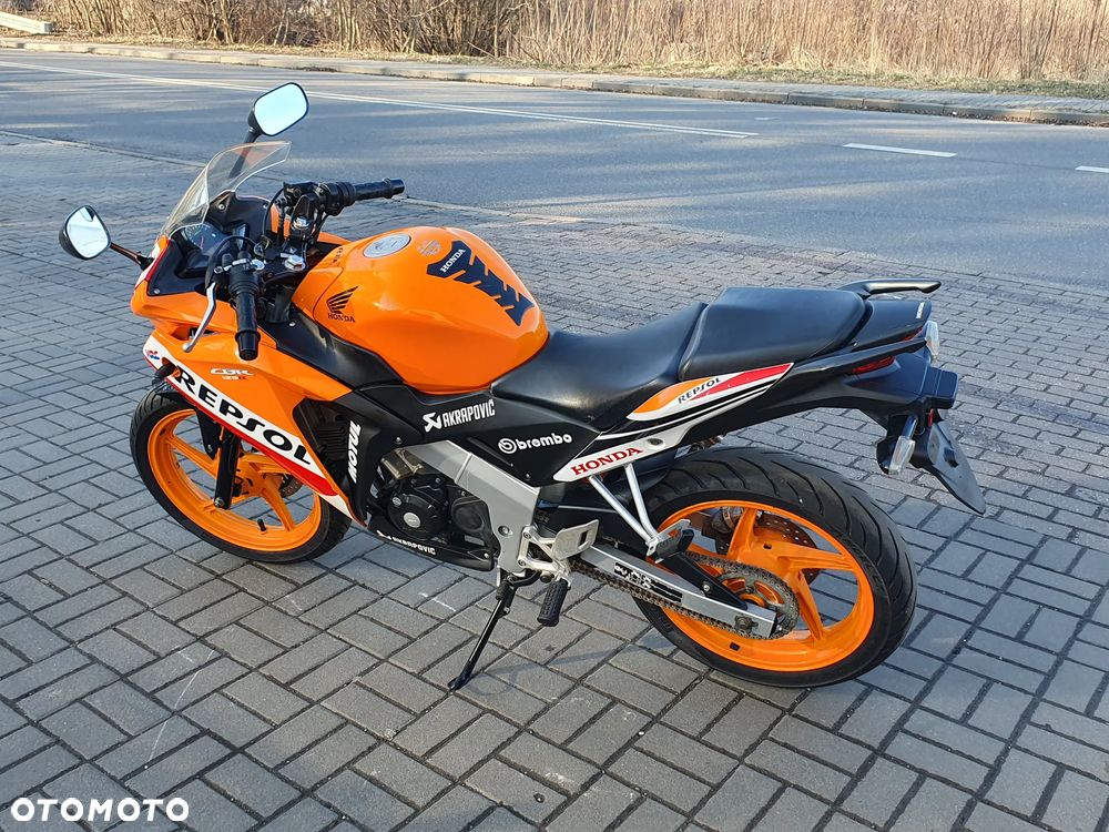 Honda CBR - 26