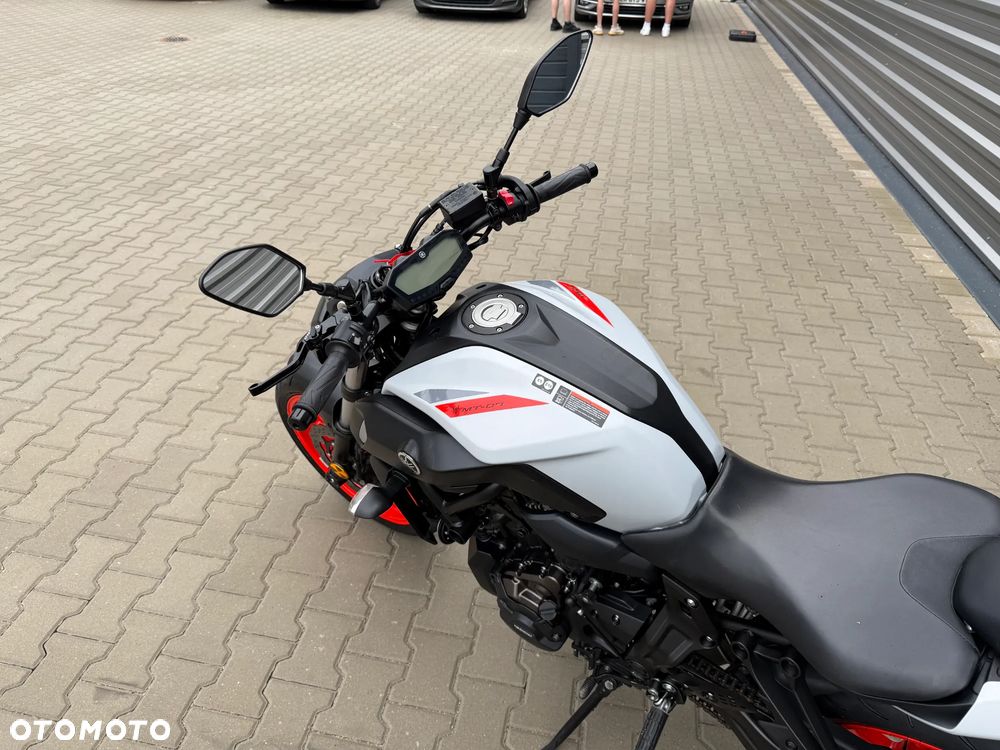 Yamaha MT - 9