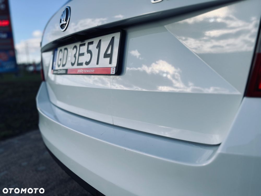 Skoda Octavia 1.4 TSI Edition DSG - 9