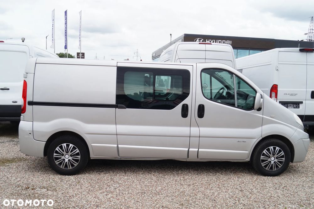 Renault Trafic - 10