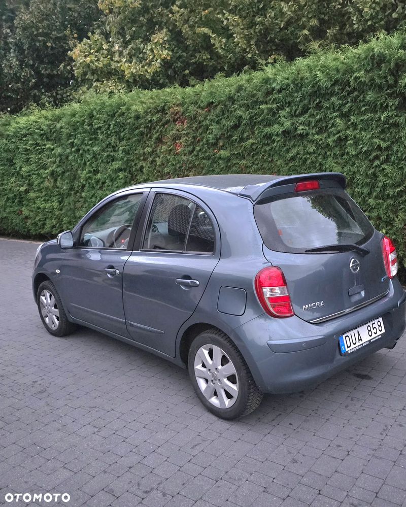 Nissan Micra 2012 photo 2