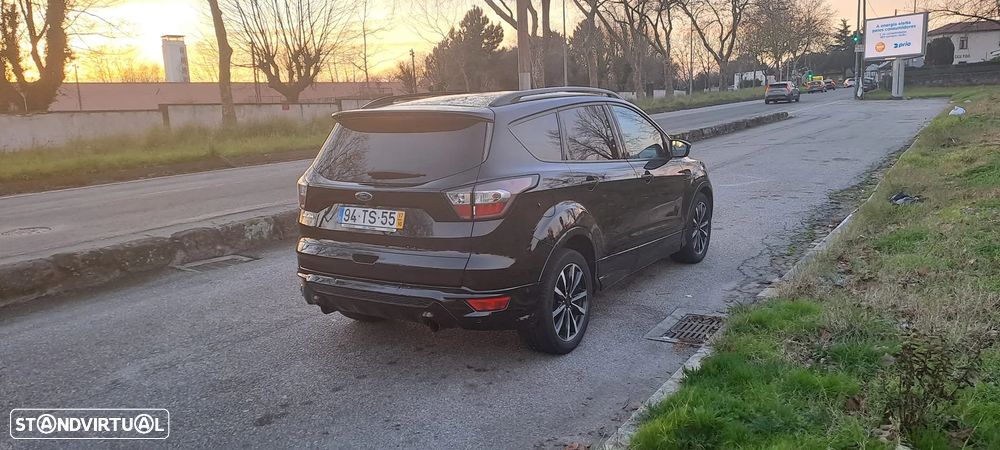 Ford Kuga 1.5 TDCi ST-Line - 4