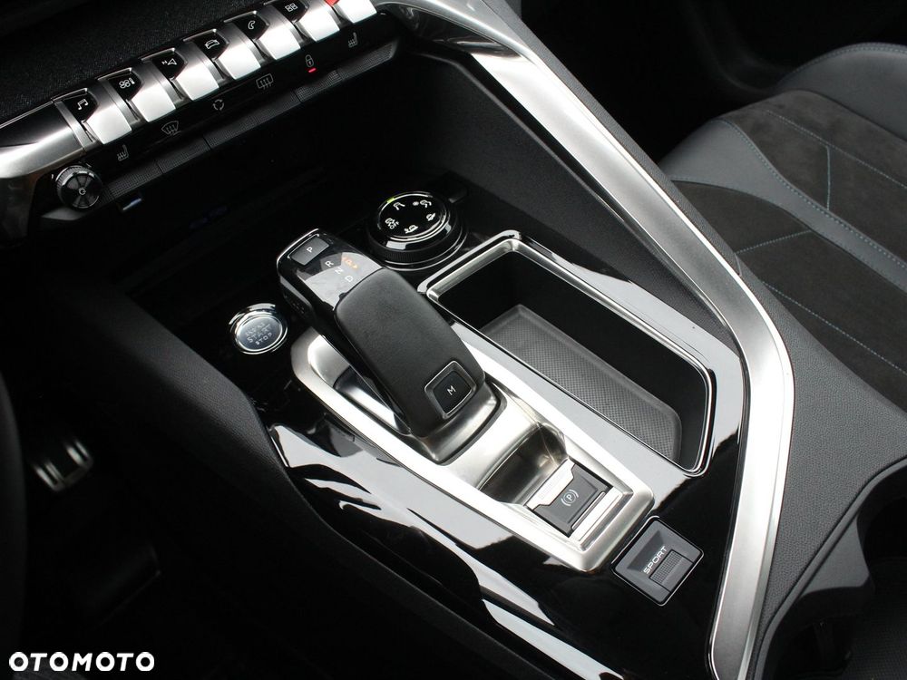 Peugeot 5008 1.2 PureTech Crossway S&S EAT8 - 11