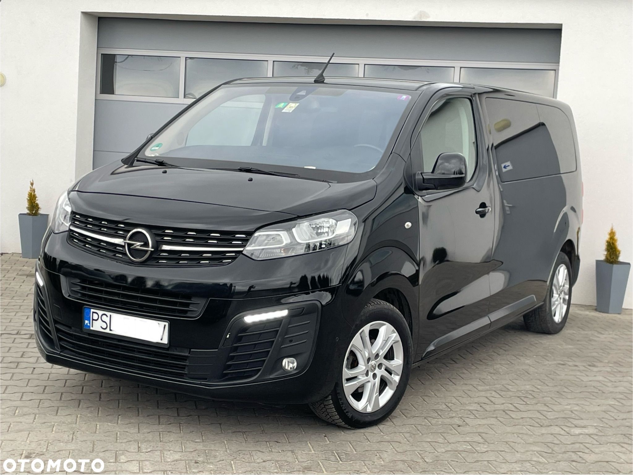Opel Zafira - 1