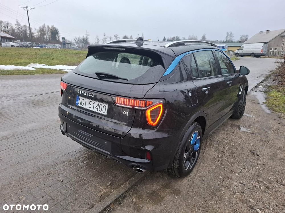 Lynk & Co 01 - 3