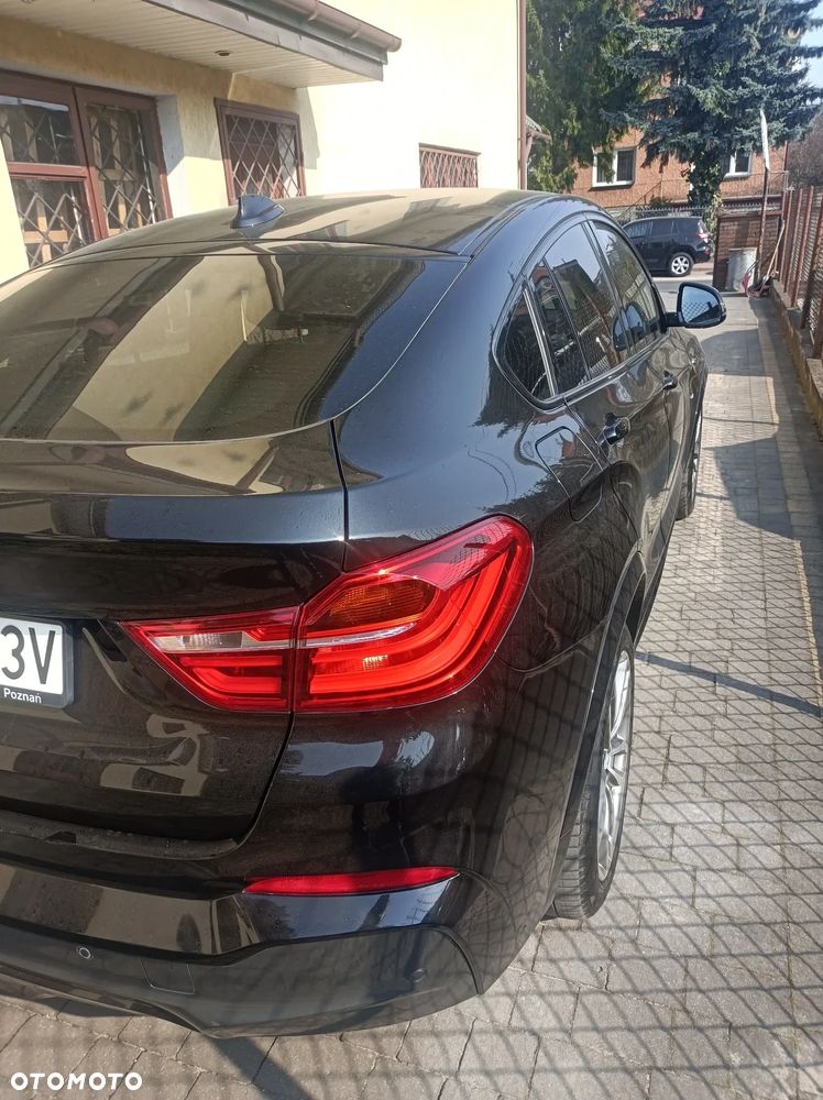 BMW X4 xDrive20d - 9